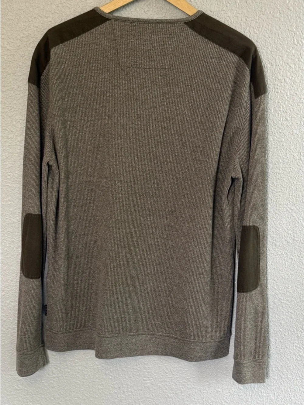 John Varvatos USA Waffle Knit Sweater size Large